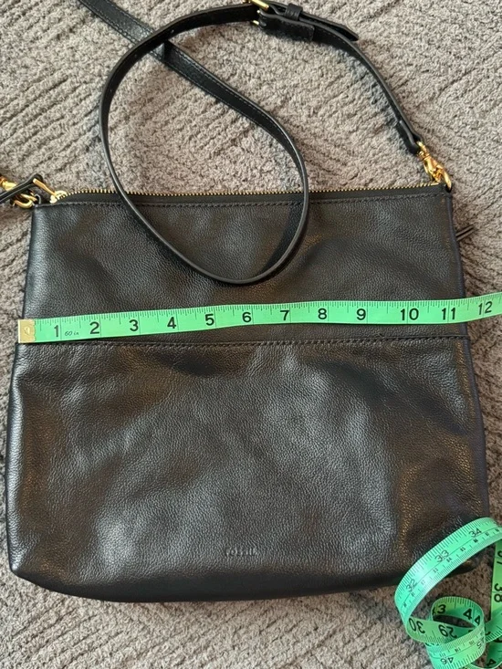 Fossil Black Leather Crossbody Bag with Gold Hardware - Picture 6 of 7